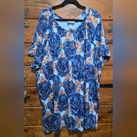 Liz & Me Tops - Liz & Me Floral Blue and Brown Short Sleeve Top